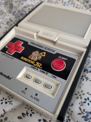 Donkey Kong Jr. Game & Watch panorama
