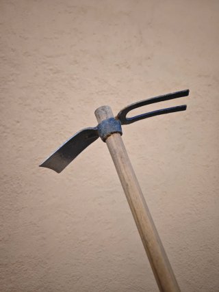 Herramientas Jardinería: Pala, rastillos y pico