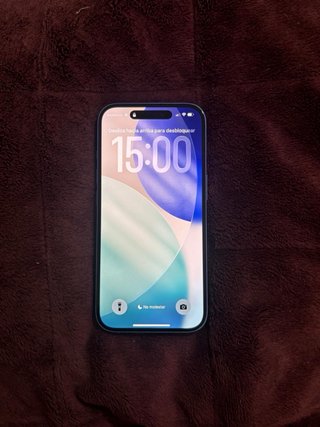 iPhone 16 azul