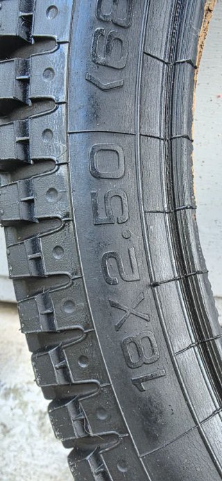 Cubiertas de bicicleta Monty