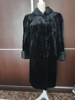 Elegante abrigo de pelo vintage