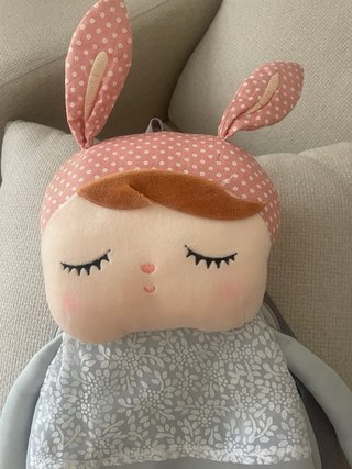 Mochila infantil con diseño muñeca Angela