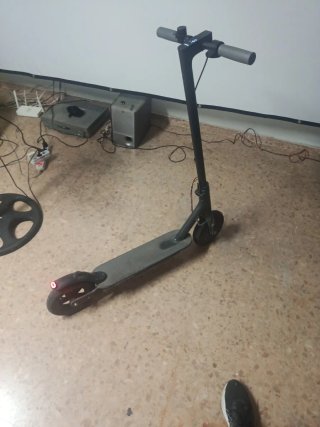 Patinete Eléctrico Xiaomi M365