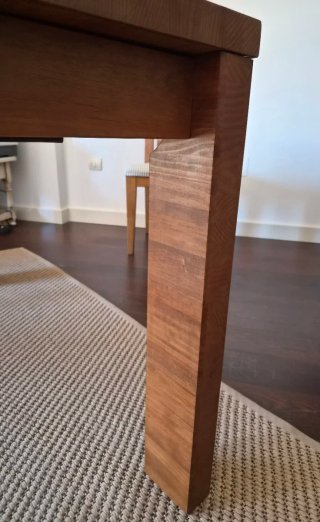 Mesa comedor extensible pino macizo. cerrada 1,40m