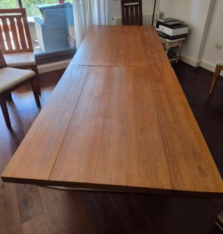 Mesa comedor extensible pino macizo. cerrada 1,40m