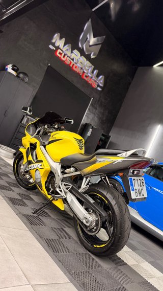 Honda CBR600F4i