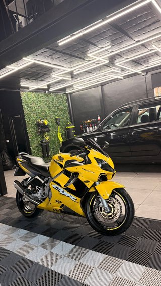 Honda CBR600F4i