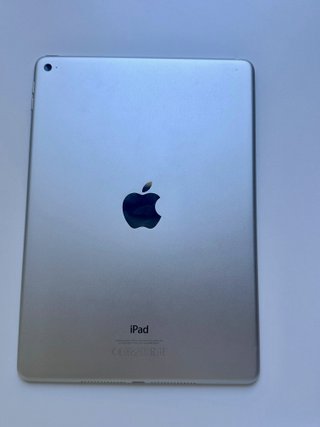 iPad Air 2 9,7 Plata + Funda