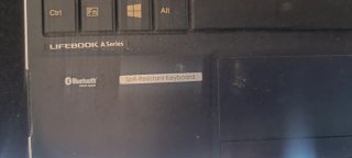 Portátil Fujitsu Negro