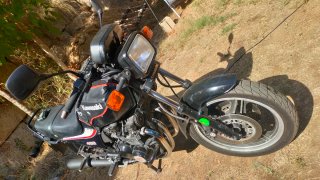 Kawasaki GPZ-400 FII Negra