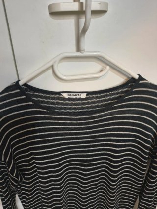 Maglione a righe manica lunga