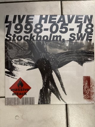 Massive Attack Live Heaven 1998-05-18 Vinile di seconda mano per