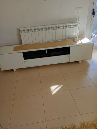 Mesa TV blanca moderna
