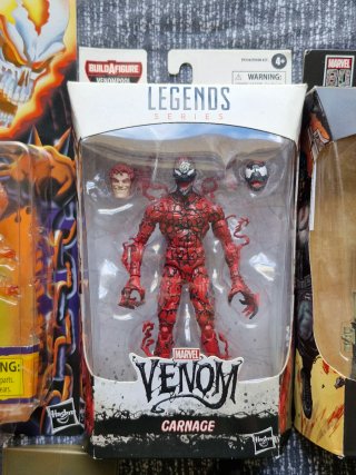 Lote Marvel Legends + 1 DC Multiverse