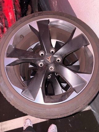 Llantas Cupra 18” 5x112