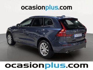 Volvo XC60 T4 Momentum Auto 140 kW (190 CV)