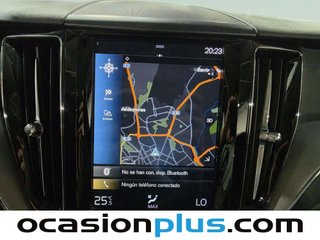 Volvo XC60 T4 Momentum Auto 140 kW (190 CV)