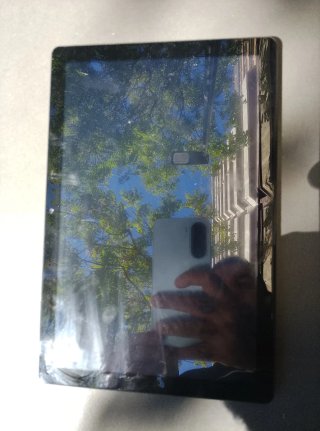 Tablet Suaat Negra con teclado y raton