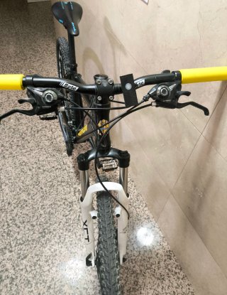 Bicicleta Negra Montaña