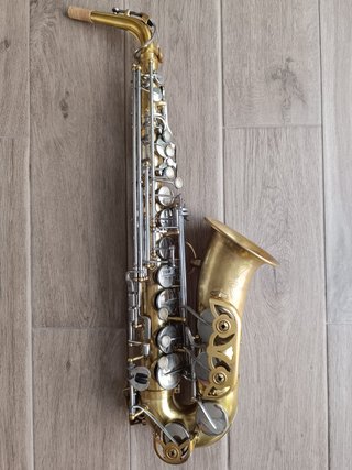Saxofón Alto Yanagisawa A5 1973