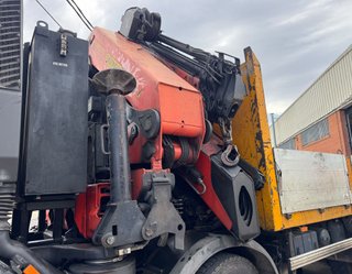 Camión Grúa Iveco 360 Palfinger PK 44002