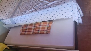 Armario juvenil 3 puertas, cama nido y mesita
