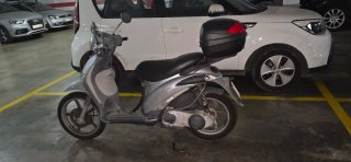 Piaggio Liberty 125 gris/plata