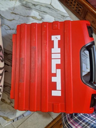 Taladro Hilti SFC 22-A con cargador y 2baterías