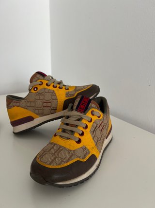 Zapatillas CH Carolina Herrera niño beige/amarillo