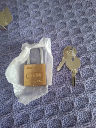 Candado Tifon TF25 Arco Largo