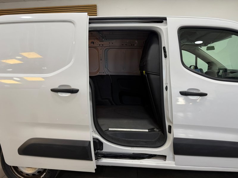 Opel Combo 2023, foto 8