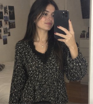 Blusa Lefties manga larga negra y blanca