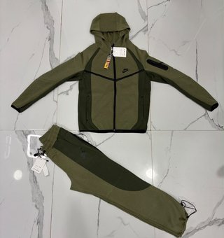 Conjunto Nike Tech Verde