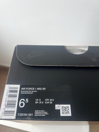 Nike Air Force 1 Mid x Supreme Negras