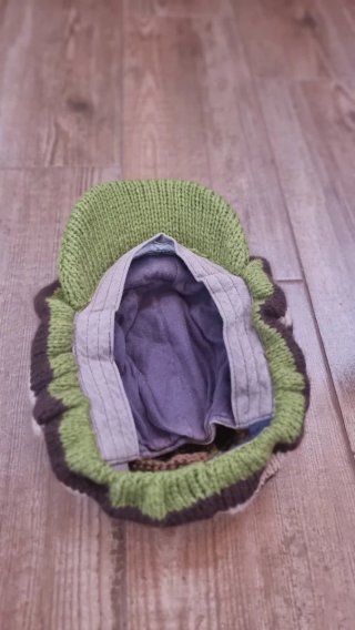 Disfraz Hippie: Gorra y Pandereta