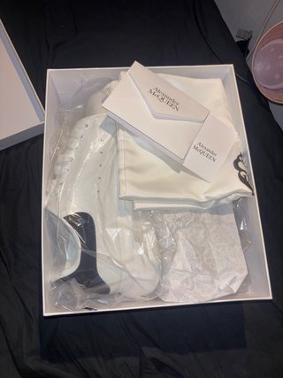 Alexander McQueen Scarpe Bianche Nere