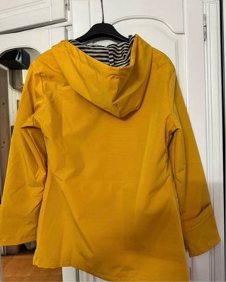 Chubasquero amarillo talla S