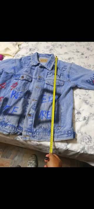 Giacca jeans oversize graffiti