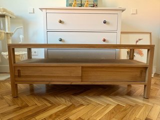 Mueble TV madera - 130cm largo