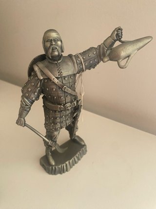 Figura de metal coleccionista guerrero
