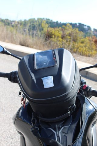 Kawasaki Z900 A2 LIMITADA 2024 | Givi + puños |