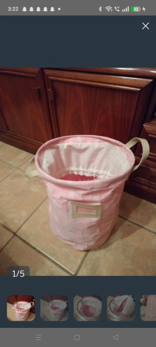 Cesto rosa para muñecas o ropa