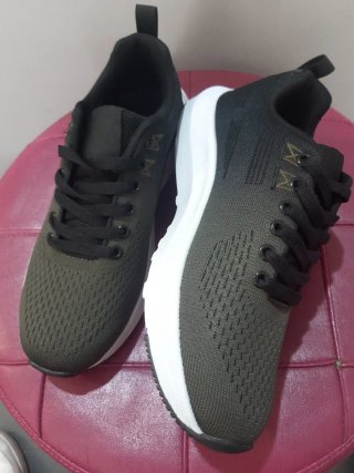 Scarpe da ginnastica N.37