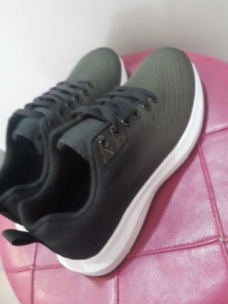 Scarpe da ginnastica N.37
