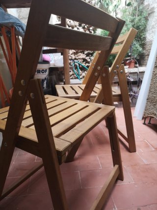 Sillas de madera plegables
