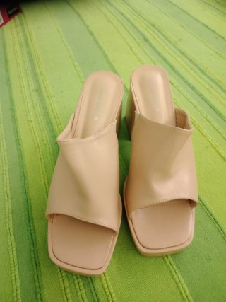 Sweet Shoes sandali beige