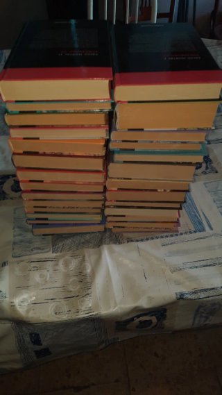 28 Libros Colección Biblioteca Oriental El País