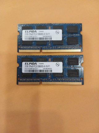 2x Memoria RAM ELPIDA 2GB PC3-10600S