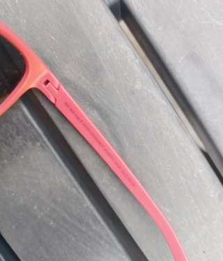 Óculos de sol rosa