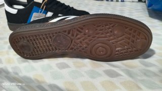 Zapatillas Adidas Spezial Negras y Blancas